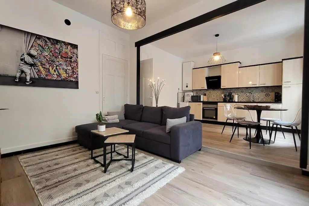 Hypercentre Chambery Apartment